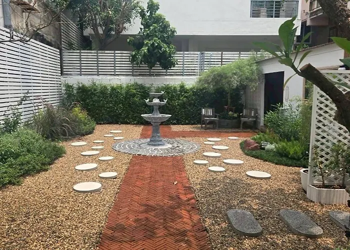 Sathorn Hideaway 3*