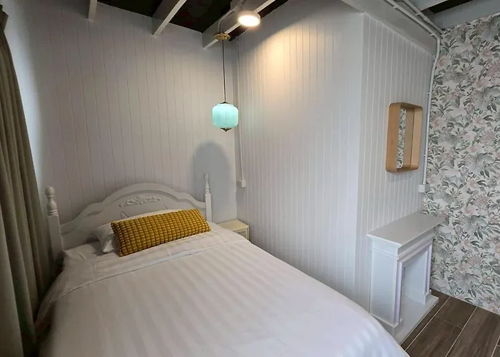 게스트하우스 Sathorn Hideaway 3*