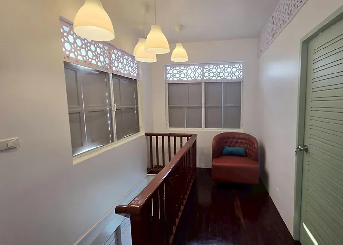 게스트하우스 Sathorn Hideaway 3*